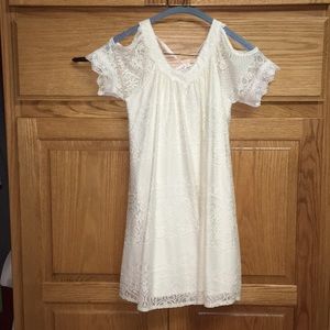 Girls lace dress